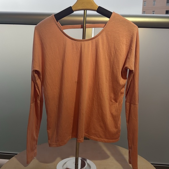 Onzie :Long Sleeve Wrap Back - Picture 1 of 4